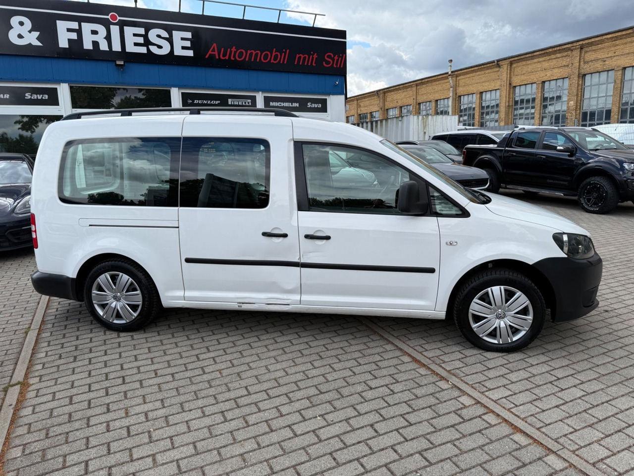 Volkswagen Caddy Maxi KastenKombi 5 SITZER KLIMAA SHZ AHK - Furgoneta de pasajeros: foto 3 Volkswagen Caddy Maxi KastenKombi 5 SITZER KLIMAA SHZ AHK - Furgoneta de pasajeros: foto 3