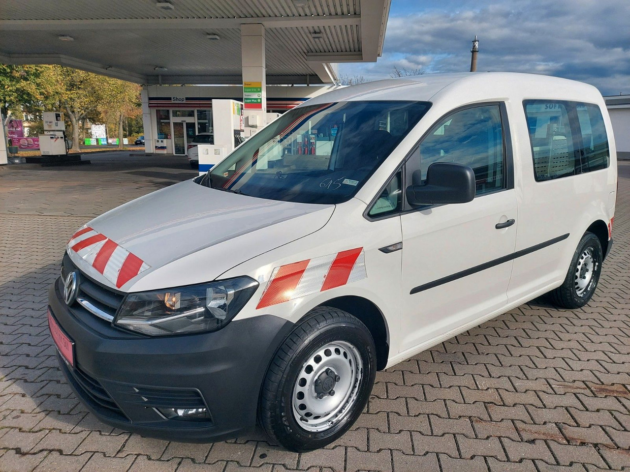 Volkswagen Caddy Nfz Kasten Klima PDC Bluetooth - Furgoneta de pasajeros: foto 3 Volkswagen Caddy Nfz Kasten Klima PDC Bluetooth - Furgoneta de pasajeros: foto 3
