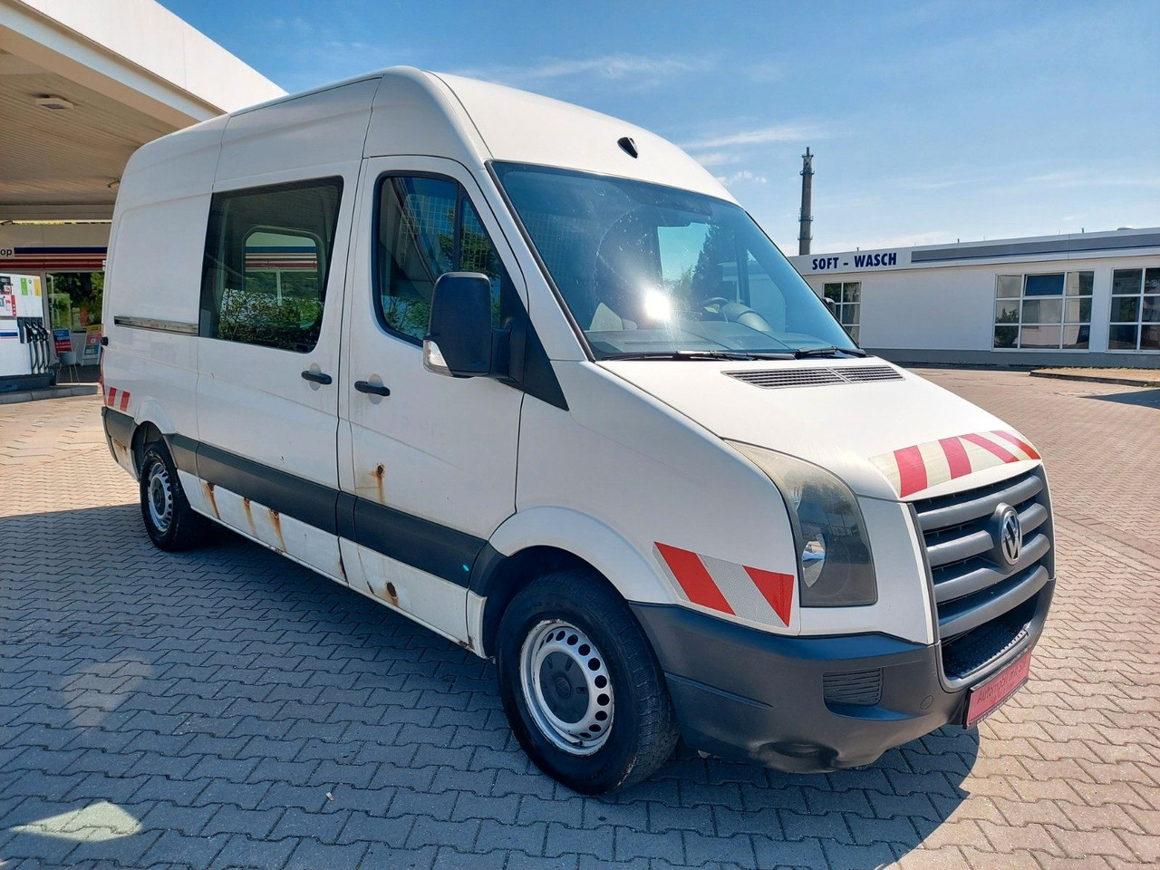 Volkswagen Crafter Kasten 35 mittel L2H2 Hochdach KLIMA AHK - Furgoneta de pasajeros: foto 1 Volkswagen Crafter Kasten 35 mittel L2H2 Hochdach KLIMA AHK - Furgoneta de pasajeros: foto 1