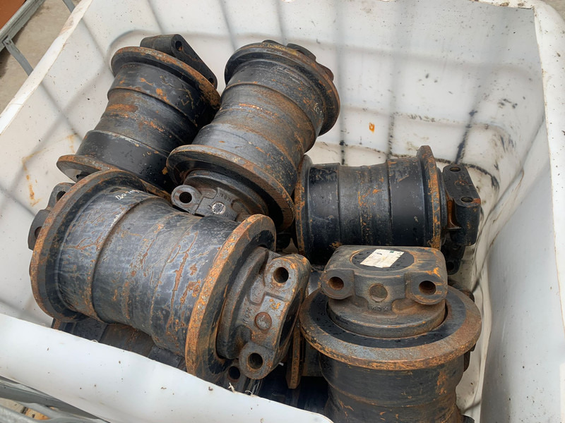 Hitachi Hitachi EX1200D5 bottom track roller SF - Bastidor/ Chasis: foto 2 Hitachi Hitachi EX1200D5 bottom track roller SF - Bastidor/ Chasis: foto 2