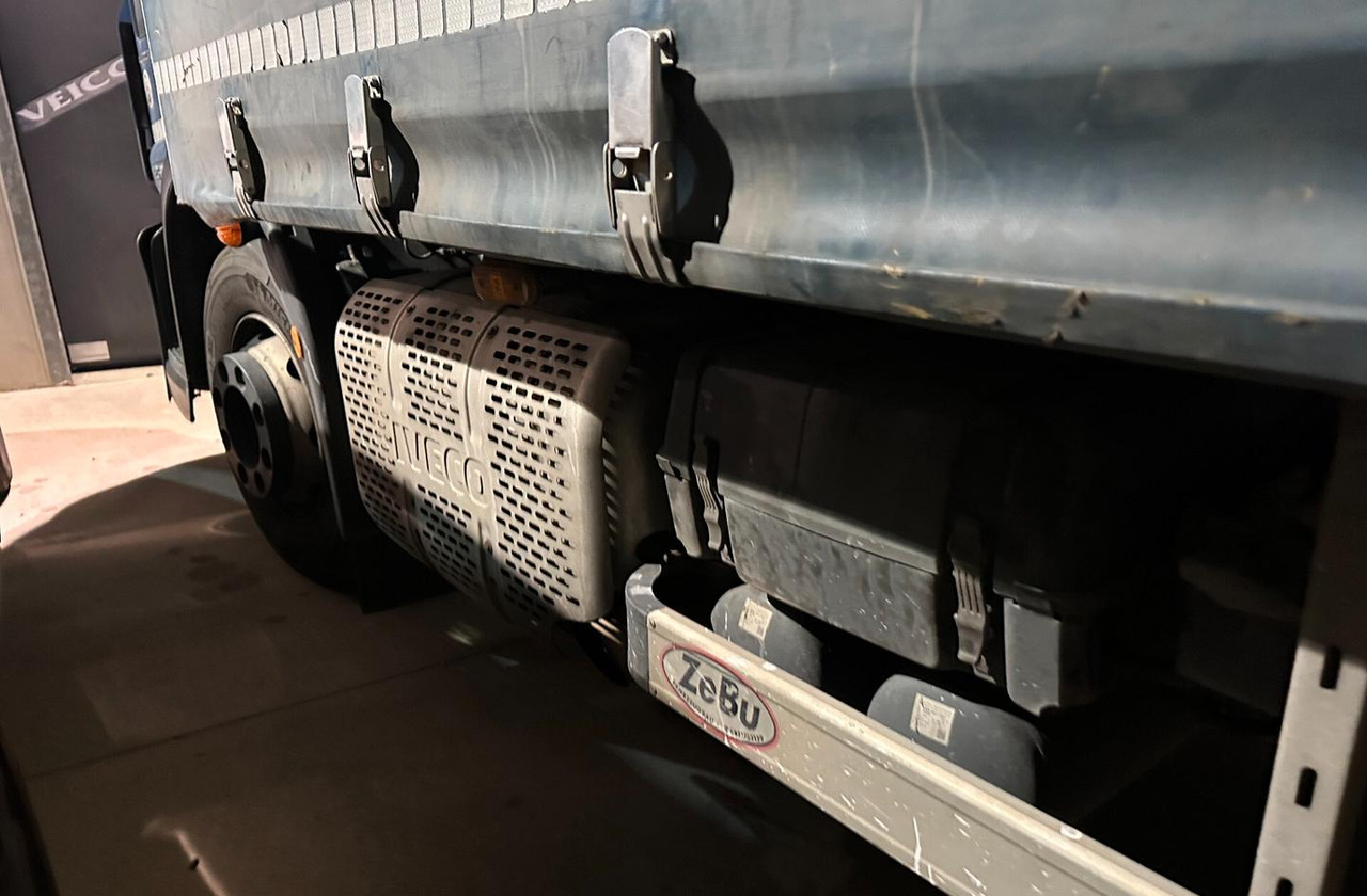 Camión lona Iveco: foto 6
