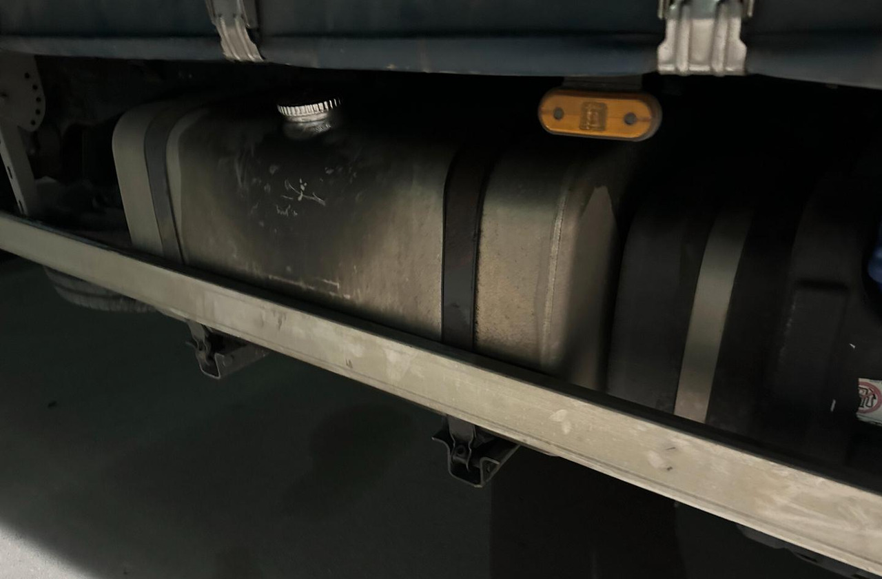 Camión lona Iveco: foto 13