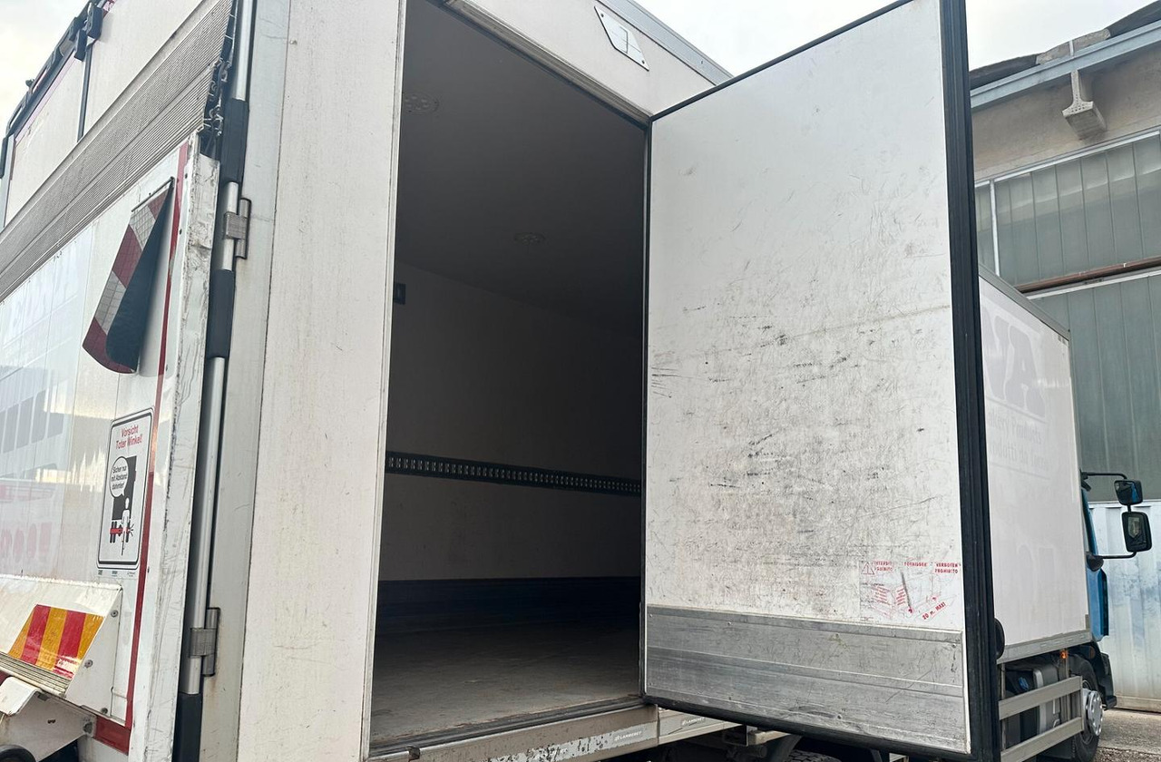 Renault Trucks - Camión frigorífico: foto 3 Renault Trucks - Camión frigorífico: foto 3