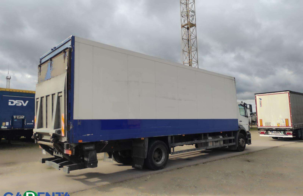 Mercedes-Benz 1824 - Camión frigorífico: foto 4 Mercedes-Benz 1824 - Camión frigorífico: foto 4