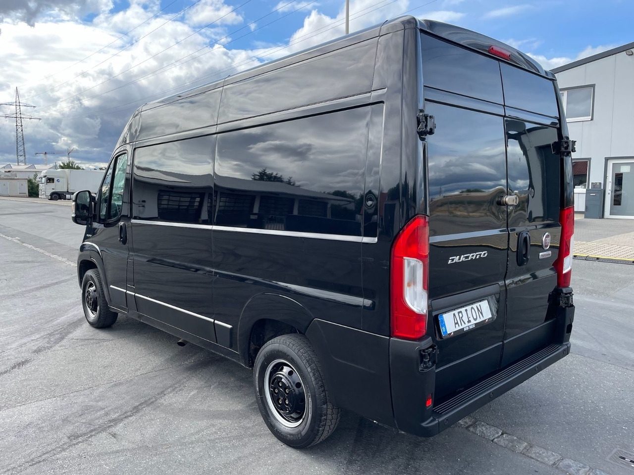 Fiat Ducato 33 140 L2H2 Kastenwagen/AC/EU6 - Furgoneta pequeña: foto 4 Fiat Ducato 33 140 L2H2 Kastenwagen/AC/EU6 - Furgoneta pequeña: foto 4