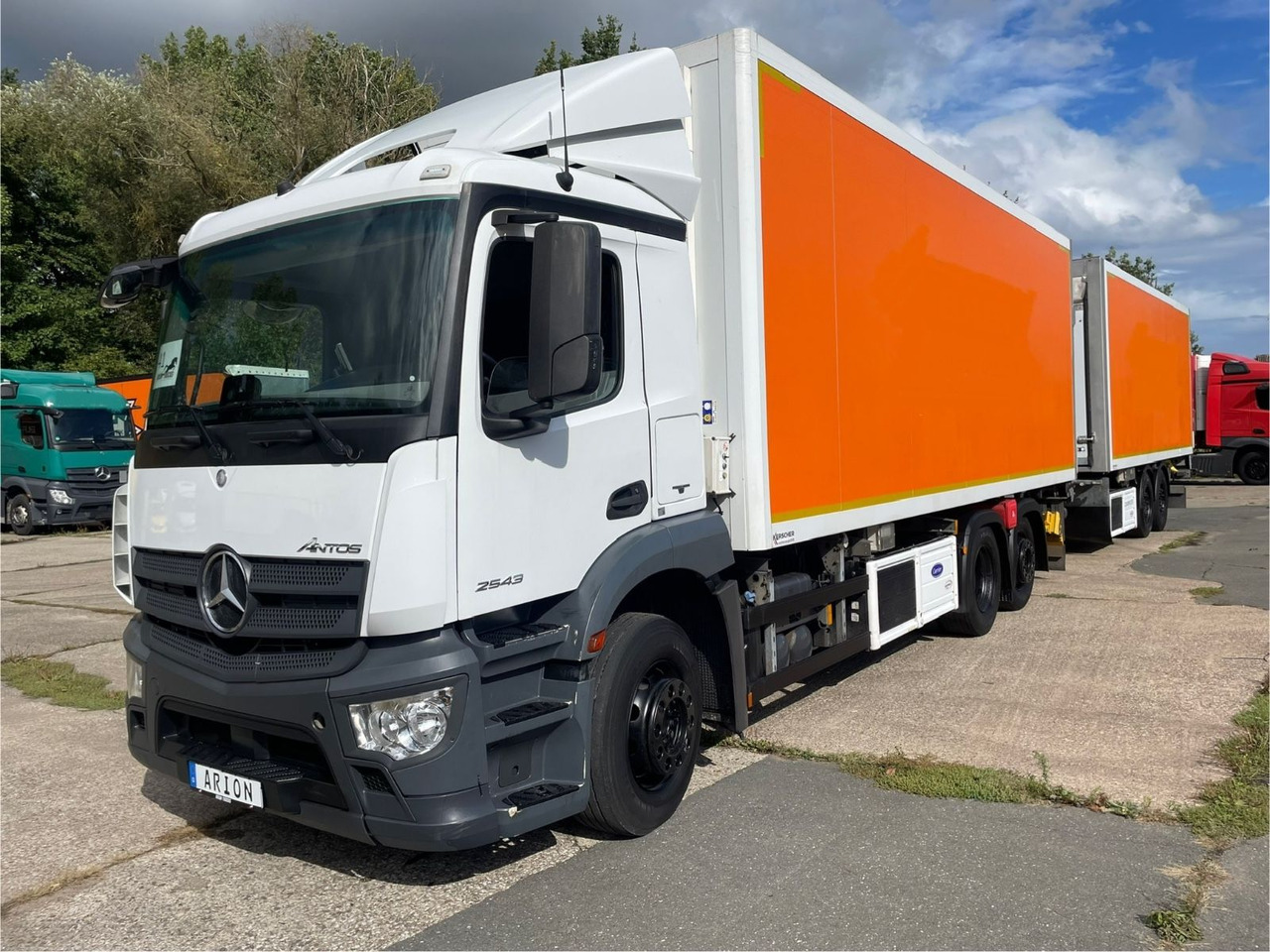 Mercedes-Benz Antos 2543 6x2 Kühlkoffer/CARRIER/KERSCHER/NLA - Camión frigorífico: foto 3 Mercedes-Benz Antos 2543 6x2 Kühlkoffer/CARRIER/KERSCHER/NLA - Camión frigorífico: foto 3