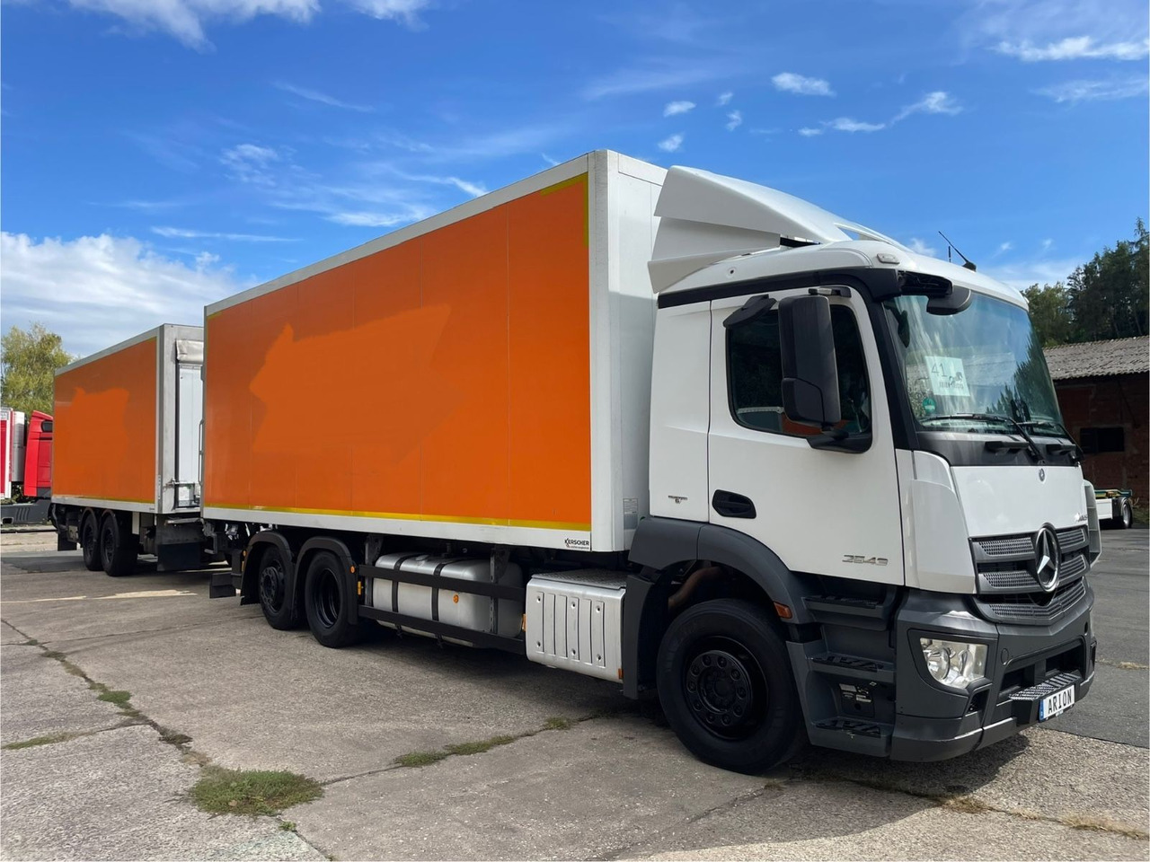 Mercedes-Benz Antos 2543 6x2 Kühlkoffer/CARRIER/KERSCHER/NLA - Camión frigorífico: foto 1 Mercedes-Benz Antos 2543 6x2 Kühlkoffer/CARRIER/KERSCHER/NLA - Camión frigorífico: foto 1
