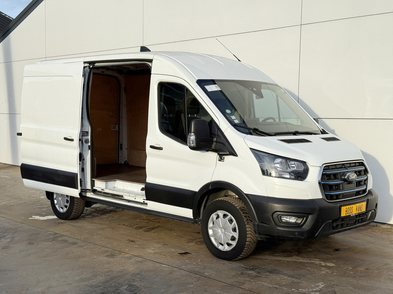 Ford E-Transit 390 75kWh 184PK 390 Elektrisch 75kWh 334km WLTP BEV Snelladen L2H2 Climate Control Tachograaf Carplay 360° Camera Stoelverwarming Parkeersensoren voor achter Laadkabel - Furgón, Furgoneta eléctrica: foto 5 Ford E-Transit 390 75kWh 184PK 390 Elektrisch 75kWh 334km WLTP BEV Snelladen L2H2 Climate Control Tachograaf Carplay 360° Camera Stoelverwarming Parkeersensoren voor achter Laadkabel - Furgón, Furgoneta eléctrica: foto 5
