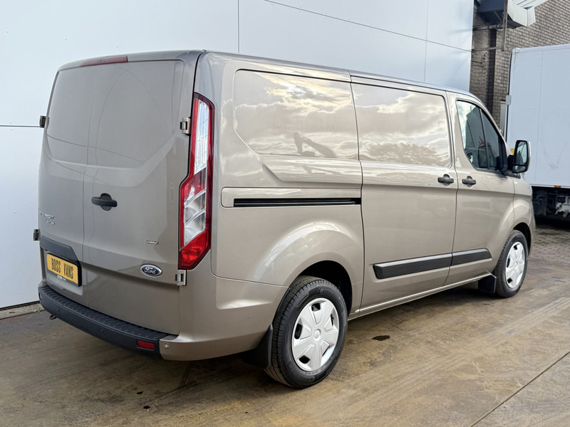 Ford Transit Custom 340 1.0 130PK PHEV Benzine Plug In Hybride L1H1 Automaat Airco Cruise Control Stoelverwarming Parkeersensoren voor achter - Furgoneta pequeña: foto 3 Ford Transit Custom 340 1.0 130PK PHEV Benzine Plug In Hybride L1H1 Automaat Airco Cruise Control Stoelverwarming Parkeersensoren voor achter - Furgoneta pequeña: foto 3