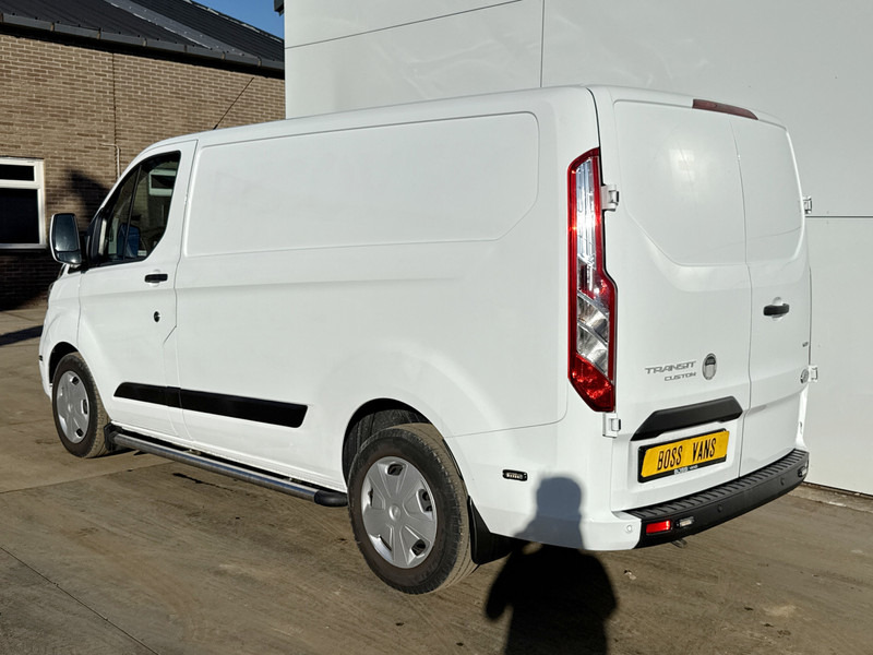 Ford Transit Custom 340 1.0 PHEV 120PK PHEV Benzine Automaat L1H1 LED Airco Cruise Control Navigatie Parkeersensoren voor achter - Furgoneta pequeña: foto 2 Ford Transit Custom 340 1.0 PHEV 120PK PHEV Benzine Automaat L1H1 LED Airco Cruise Control Navigatie Parkeersensoren voor achter - Furgoneta pequeña: foto 2