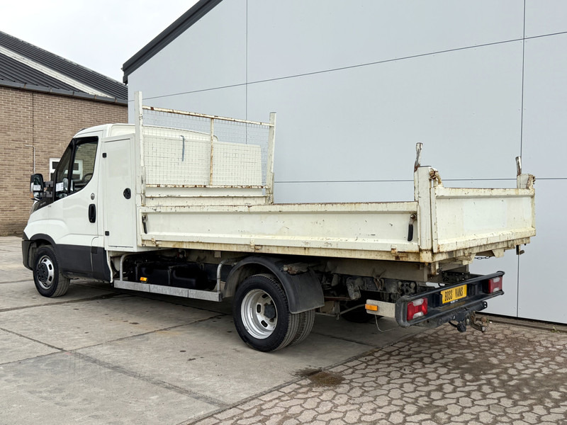 Iveco Daily 35C12 2.3 Kipper Dubbellucht 3.5t Trekhaak Airco Cruise Control Lucht geveerde stoel - Volquete furgoneta: foto 3 Iveco Daily 35C12 2.3 Kipper Dubbellucht 3.5t Trekhaak Airco Cruise Control Lucht geveerde stoel - Volquete furgoneta: foto 3