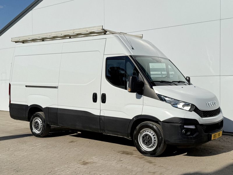 Iveco Daily 35S13 ***Marge/Margin***Automaat L2H2 Climate Control Cruise Control Trekhaak Navigatie Imperiaal - Furgón: foto 4 Iveco Daily 35S13 ***Marge/Margin***Automaat L2H2 Climate Control Cruise Control Trekhaak Navigatie Imperiaal - Furgón: foto 4
