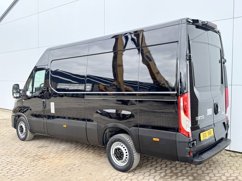 Iveco Daily 35S16 Automaat L2H2 Adaptive Cruise Control Airco 3,5t Trekhaak Navigatie - Furgón: foto 2 Iveco Daily 35S16 Automaat L2H2 Adaptive Cruise Control Airco 3,5t Trekhaak Navigatie - Furgón: foto 2