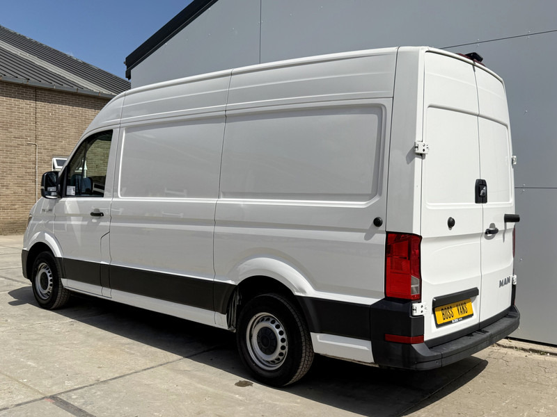 MAN TGE 3.140 2.0 TDI L3H3 Automaat Airco Cruise Control Camera Apple Carplay Parkeersensoren voor achter - Furgón: foto 2 MAN TGE 3.140 2.0 TDI L3H3 Automaat Airco Cruise Control Camera Apple Carplay Parkeersensoren voor achter - Furgón: foto 2