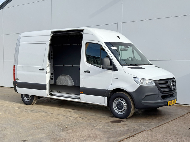 Mercedes-Benz eSprinter 312 55kWh ALL-IN PRIJS L2H2 55kWh 168km WLTP 80kw Snelladen Climate Control Stoelverwarming - Furgón, Furgoneta eléctrica: foto 5 Mercedes-Benz eSprinter 312 55kWh ALL-IN PRIJS L2H2 55kWh 168km WLTP 80kw Snelladen Climate Control Stoelverwarming - Furgón, Furgoneta eléctrica: foto 5