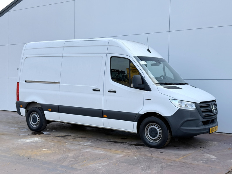 Mercedes-Benz eSprinter 312 L2H2 Elektrisch 41kWh 120km WLTP Climate Control Camera Stoelverwarming - Furgón, Furgoneta eléctrica: foto 4 Mercedes-Benz eSprinter 312 L2H2 Elektrisch 41kWh 120km WLTP Climate Control Camera Stoelverwarming - Furgón, Furgoneta eléctrica: foto 4