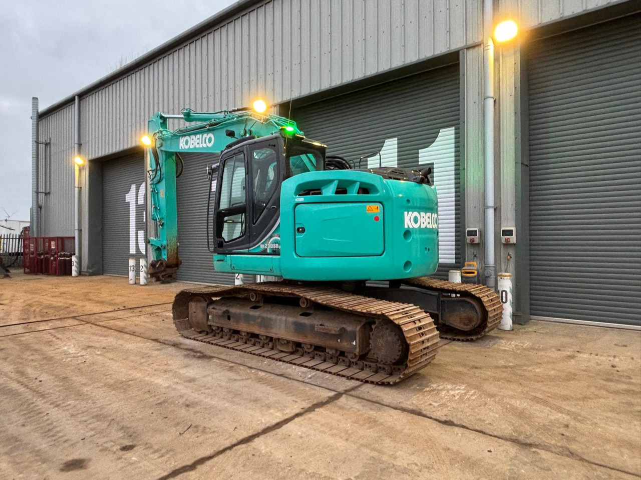 Kobelco SK230SRLC-5E - Excavadora de cadenas: foto 3 Kobelco SK230SRLC-5E - Excavadora de cadenas: foto 3