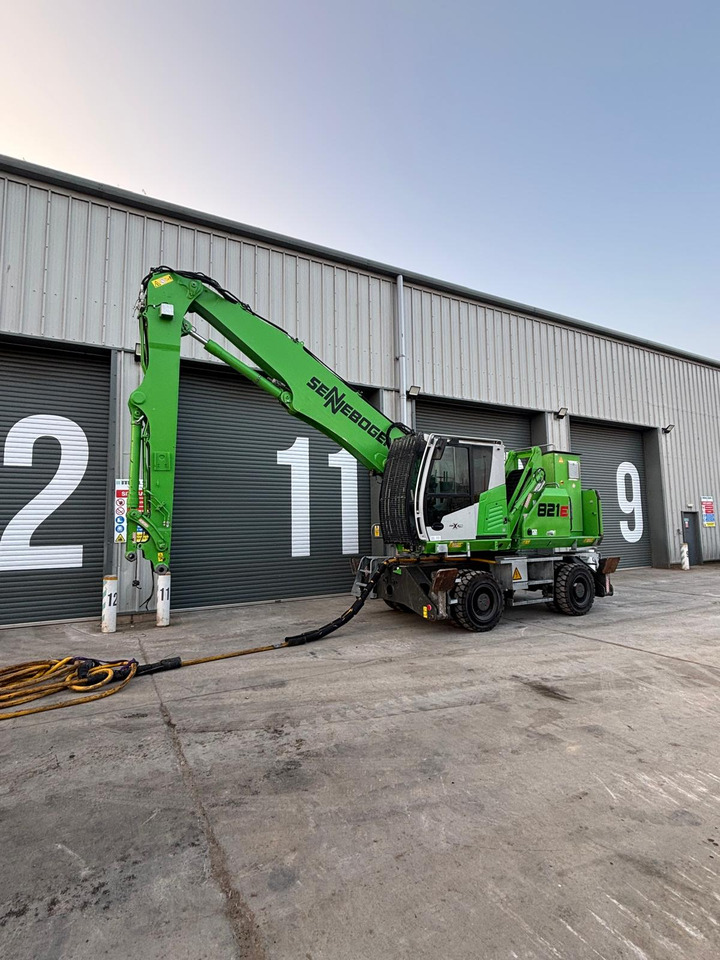 Sennebogen 821E Electric - Manipulador de materiales: foto 1 Sennebogen 821E Electric - Manipulador de materiales: foto 1