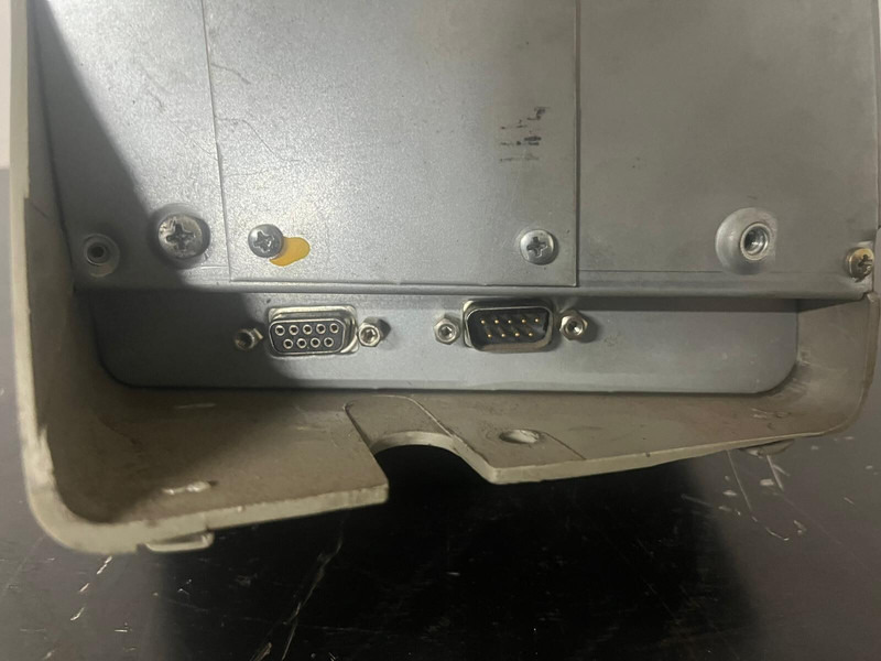 Liebherr DISP02-R5.2 - Salpicadero: foto 3 Liebherr DISP02-R5.2 - Salpicadero: foto 3