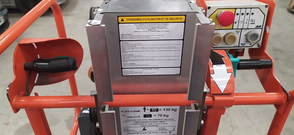 JLG TOUCAN DUO - Plataforma de mástil vertical: foto 5 JLG TOUCAN DUO - Plataforma de mástil vertical: foto 5