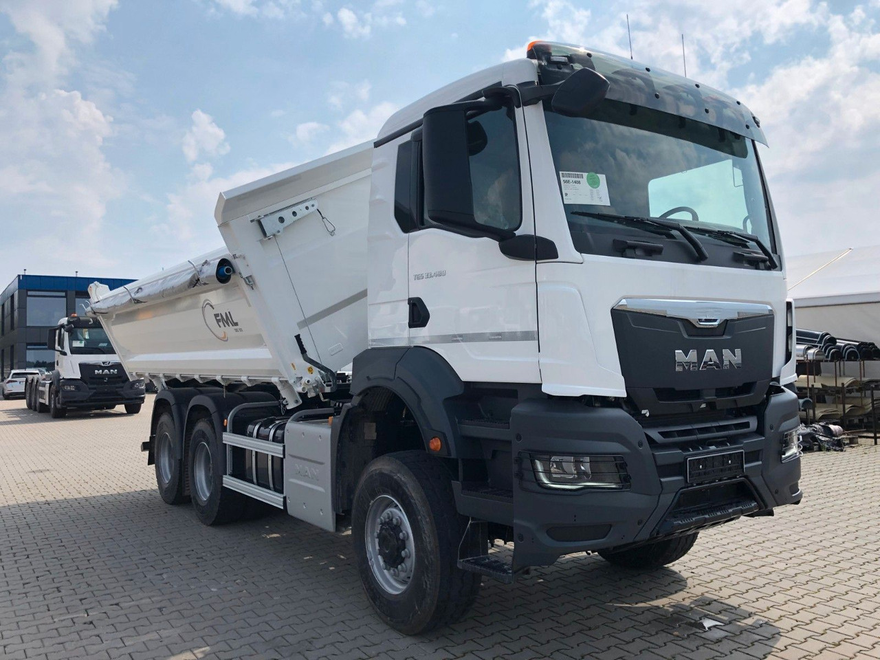 Camión volquete MAN TGS 33.480 6X6 FML Dreiseitenkipper: foto 11