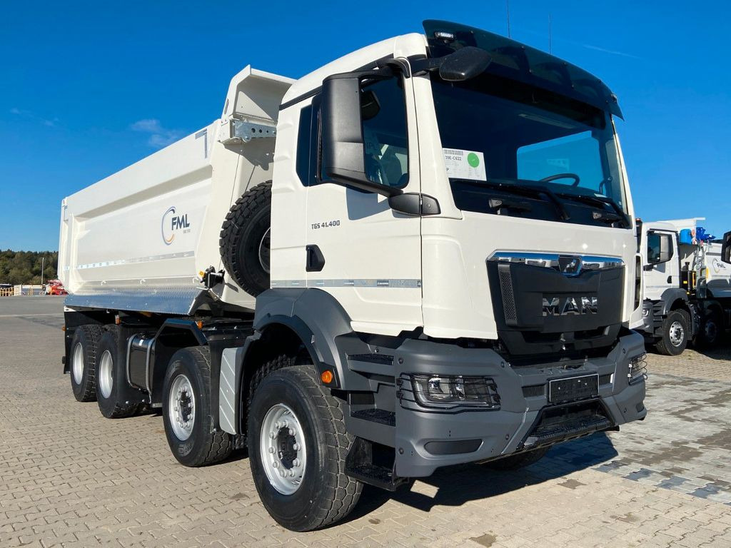MAN TGS 44.400 8x4 EURO2 FML KIPPER 20M3 - Camión volquete: foto 1 MAN TGS 44.400 8x4 EURO2 FML KIPPER 20M3 - Camión volquete: foto 1