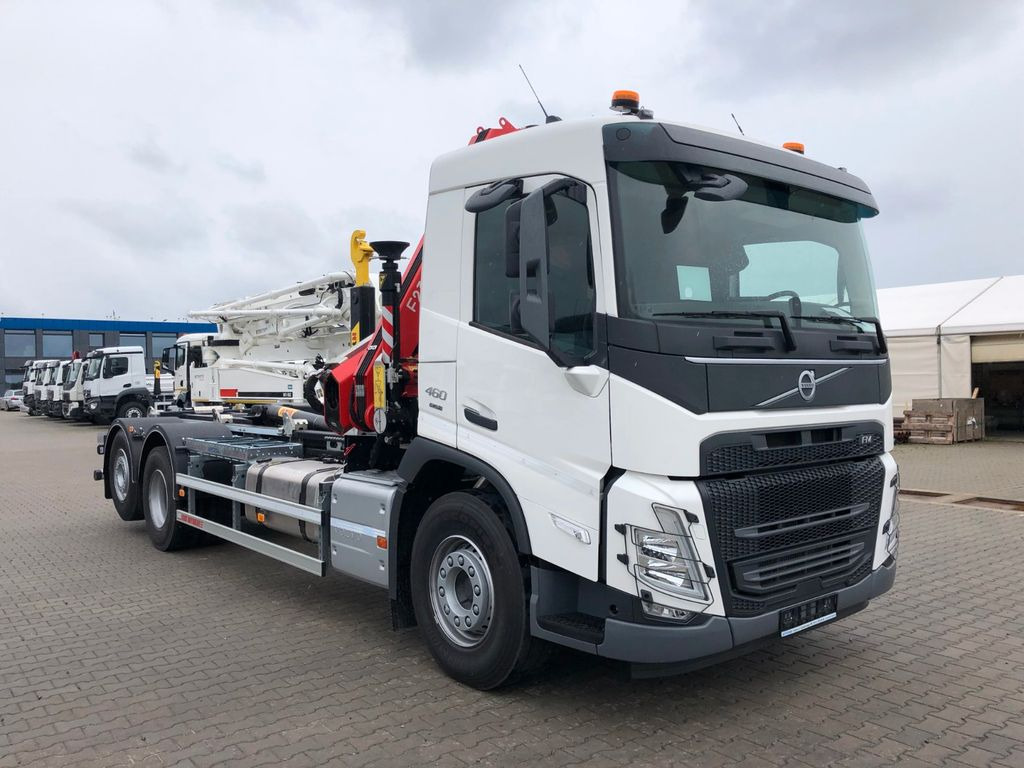 Volvo FM 460 HYVA 20-57-S mit FASSI F235 - Camión multibasculante, Camión grúa: foto 1 Volvo FM 460 HYVA 20-57-S mit FASSI F235 - Camión multibasculante, Camión grúa: foto 1