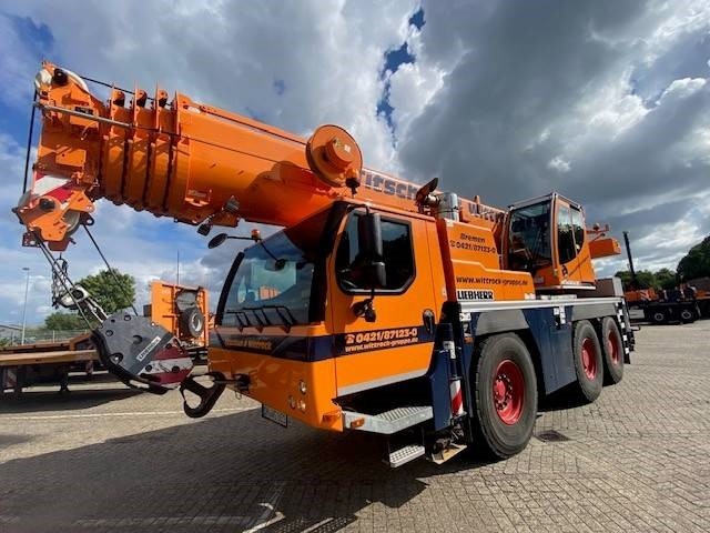 Liebherr LTM 1055-3.2 - Grúa todo terreno: foto 2 Liebherr LTM 1055-3.2 - Grúa todo terreno: foto 2