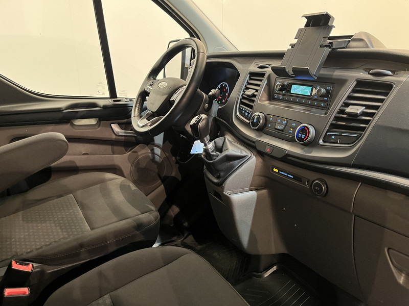 Ford Transit Custom 300 2.0 TDCI L2H1 Trend 130 PK Servicebus / Sortimo Inrichting / Euro 6 / Airco / Cruise Control / Klep / PDC / 3-Zits - Furgoneta pequeña: foto 3 Ford Transit Custom 300 2.0 TDCI L2H1 Trend 130 PK Servicebus / Sortimo Inrichting / Euro 6 / Airco / Cruise Control / Klep / PDC / 3-Zits - Furgoneta pequeña: foto 3