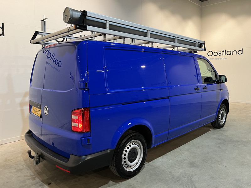Furgoneta Volkswagen Transporter 2.0 TDI L2H1 / Van Den Born Glasresteel / Euro 6 / Airco / Glastransporter / Cruise Control / Trekhaak / Imperiaal / CarPlay /  Navigatie / PDC / 83.500 KM !!: foto 16