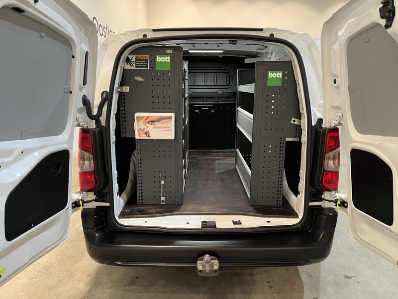 Opel Combo 1.6D L2H1 / Servicebus / Bott Inrichting / Euro 6 / Airco / CarPlay / Cruise Control / Trekhaak / PDC / Navigatie - Furgoneta pequeña: foto 5 Opel Combo 1.6D L2H1 / Servicebus / Bott Inrichting / Euro 6 / Airco / CarPlay / Cruise Control / Trekhaak / PDC / Navigatie - Furgoneta pequeña: foto 5