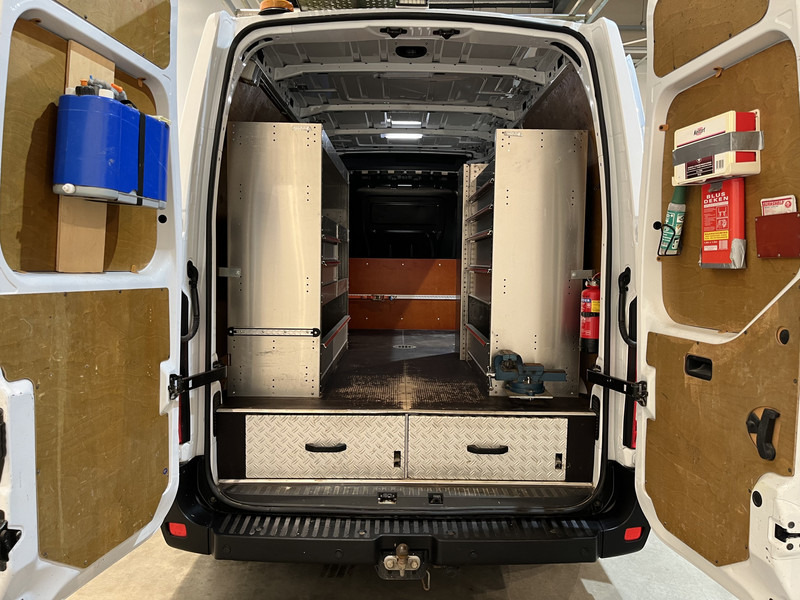 Opel Movano 2.3 CDTI BiTurbo L2H2 145 PK Servicebus / Inrichting / Euro 6 / 220V. / Airco / Cruise Control / Camera / Trekhaak / BPM VRIJ !! - Furgón: foto 4 Opel Movano 2.3 CDTI BiTurbo L2H2 145 PK Servicebus / Inrichting / Euro 6 / 220V. / Airco / Cruise Control / Camera / Trekhaak / BPM VRIJ !! - Furgón: foto 4