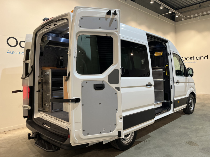 Volkswagen Crafter 35 2.0 TDI L3H3 140 PK RWD Servicebus / Aluca Inrichting / Euro 6 / Trekhaak 3000 KG / Airco / Camera / Navigatie / CarPlay - Furgón: foto 2 Volkswagen Crafter 35 2.0 TDI L3H3 140 PK RWD Servicebus / Aluca Inrichting / Euro 6 / Trekhaak 3000 KG / Airco / Camera / Navigatie / CarPlay - Furgón: foto 2