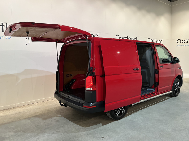 Volkswagen Transporter 2.0 TDI L1H1 150 PK Automaat / Airco / Cruise Control / CarPlay / PDC / Trekhaak / Klep - Furgoneta pequeña: foto 4 Volkswagen Transporter 2.0 TDI L1H1 150 PK Automaat / Airco / Cruise Control / CarPlay / PDC / Trekhaak / Klep - Furgoneta pequeña: foto 4