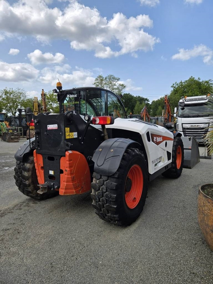 Bobcat TL 38.70 HF AGRI - Manipulador telescópico: foto 4 Bobcat TL 38.70 HF AGRI - Manipulador telescópico: foto 4
