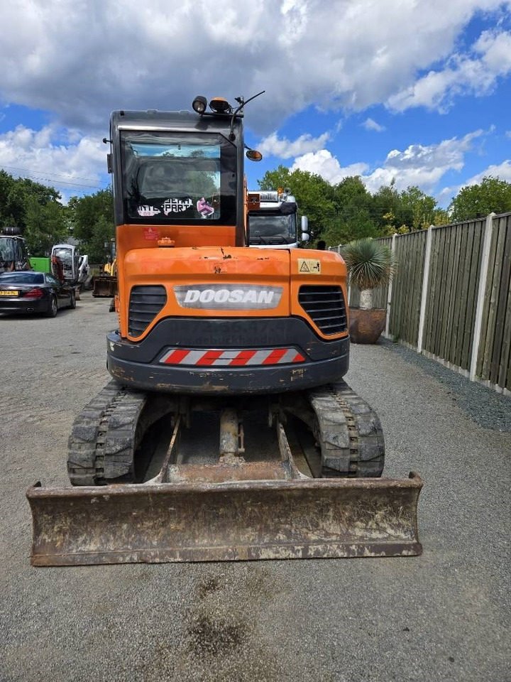 Doosan DX 62 R - Miniexcavadora: foto 3 Doosan DX 62 R - Miniexcavadora: foto 3