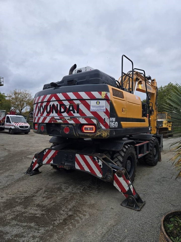 Hyundai HW 160 - Excavadora de ruedas: foto 4 Hyundai HW 160 - Excavadora de ruedas: foto 4