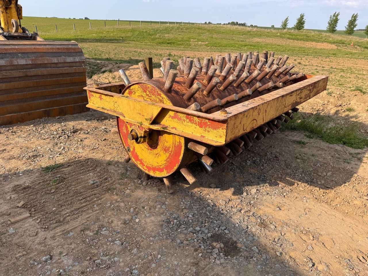 Rouleau compacteur tractable - Rodillo agrícola: foto 3 Rouleau compacteur tractable - Rodillo agrícola: foto 3
