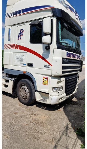 DAF XF 460 Super space cab - Cabeza tractora: foto 2 DAF XF 460 Super space cab - Cabeza tractora: foto 2