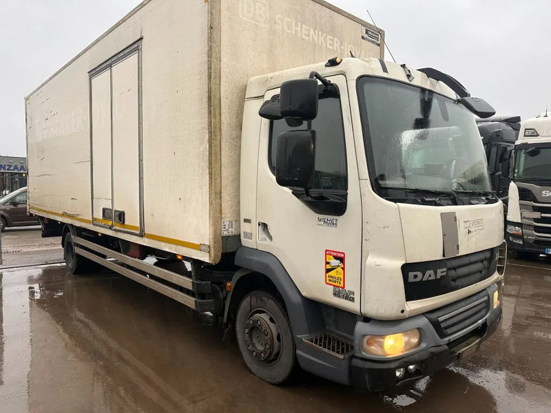 DAF LF 180 - Camión caja cerrada: foto 3 DAF LF 180 - Camión caja cerrada: foto 3