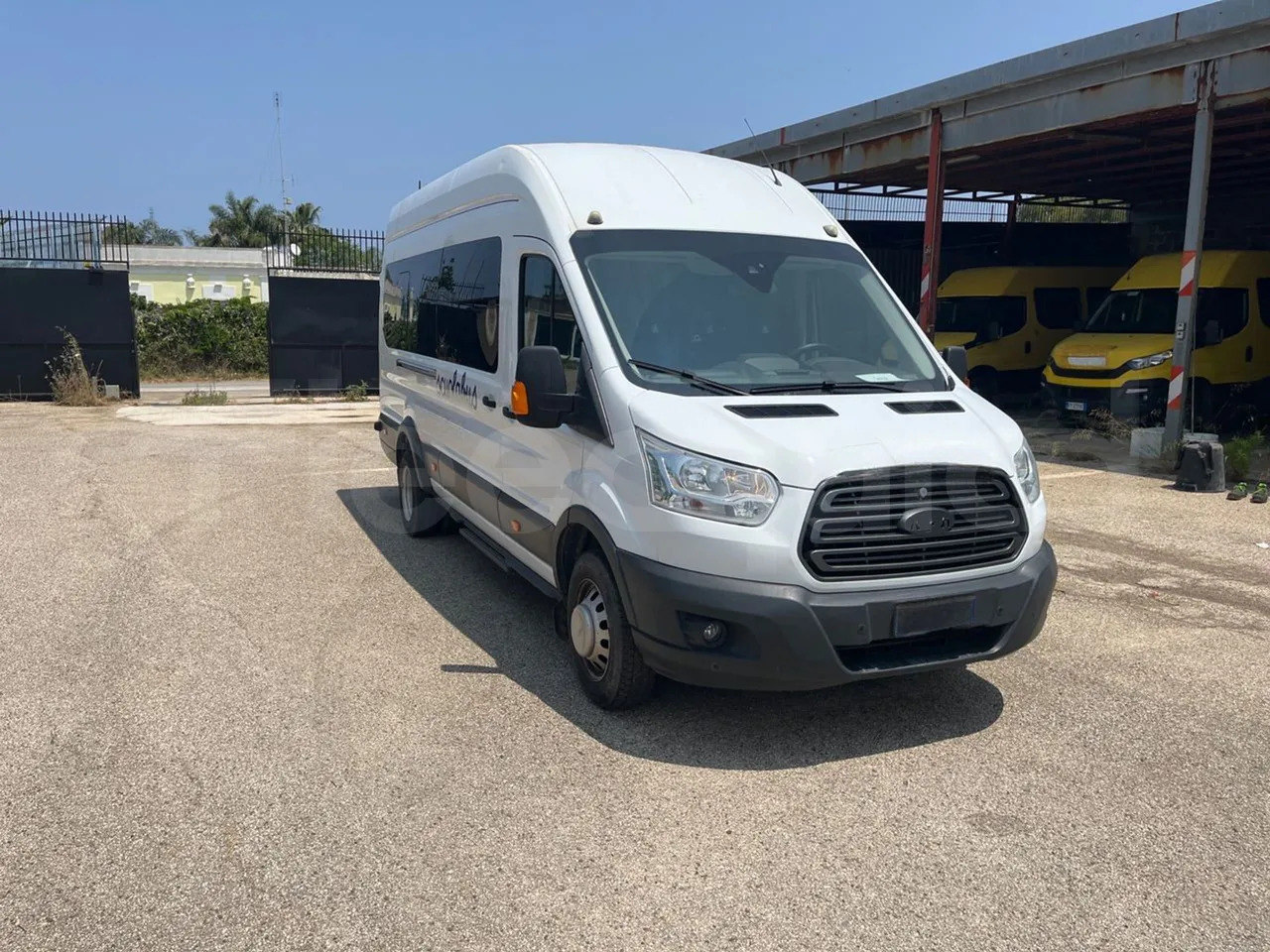 Ford Transit - Minibús, Furgoneta de pasajeros: foto 1 Ford Transit - Minibús, Furgoneta de pasajeros: foto 1