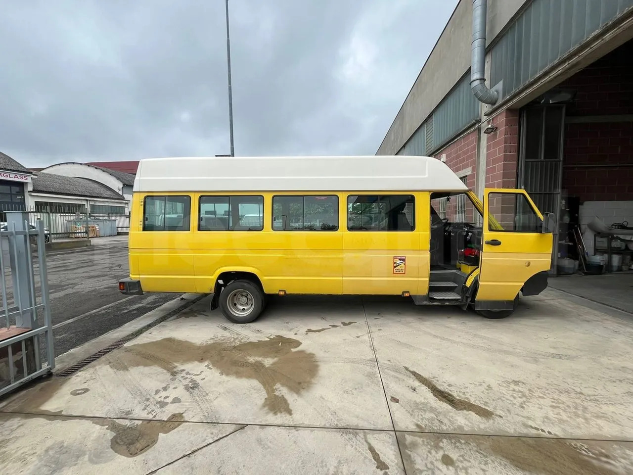 Leasing de  Iveco A45E10 Iveco A45E10: foto 7