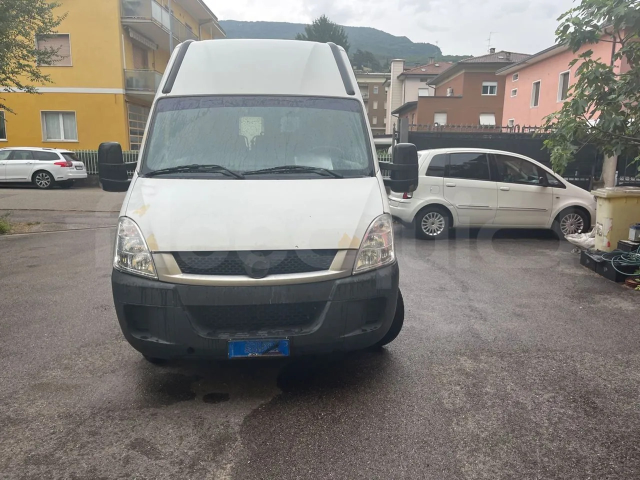Iveco Daily - Minibús, Furgoneta de pasajeros: foto 2 Iveco Daily - Minibús, Furgoneta de pasajeros: foto 2