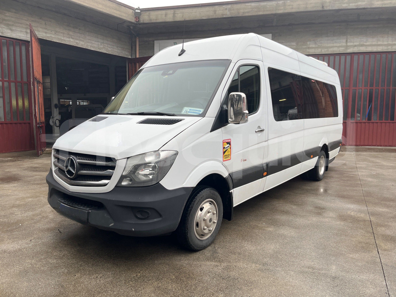 Mercedes-Benz Sprinter - Autocar: foto 4 Mercedes-Benz Sprinter - Autocar: foto 4