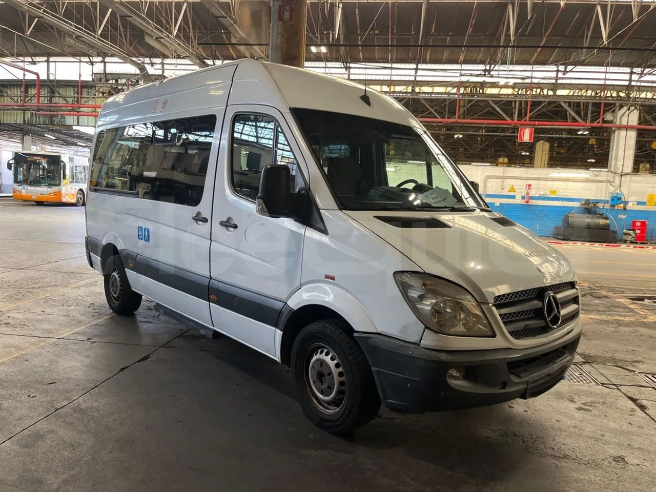 Mercedes-Benz Sprinter - Minibús, Furgoneta de pasajeros: foto 1 Mercedes-Benz Sprinter - Minibús, Furgoneta de pasajeros: foto 1