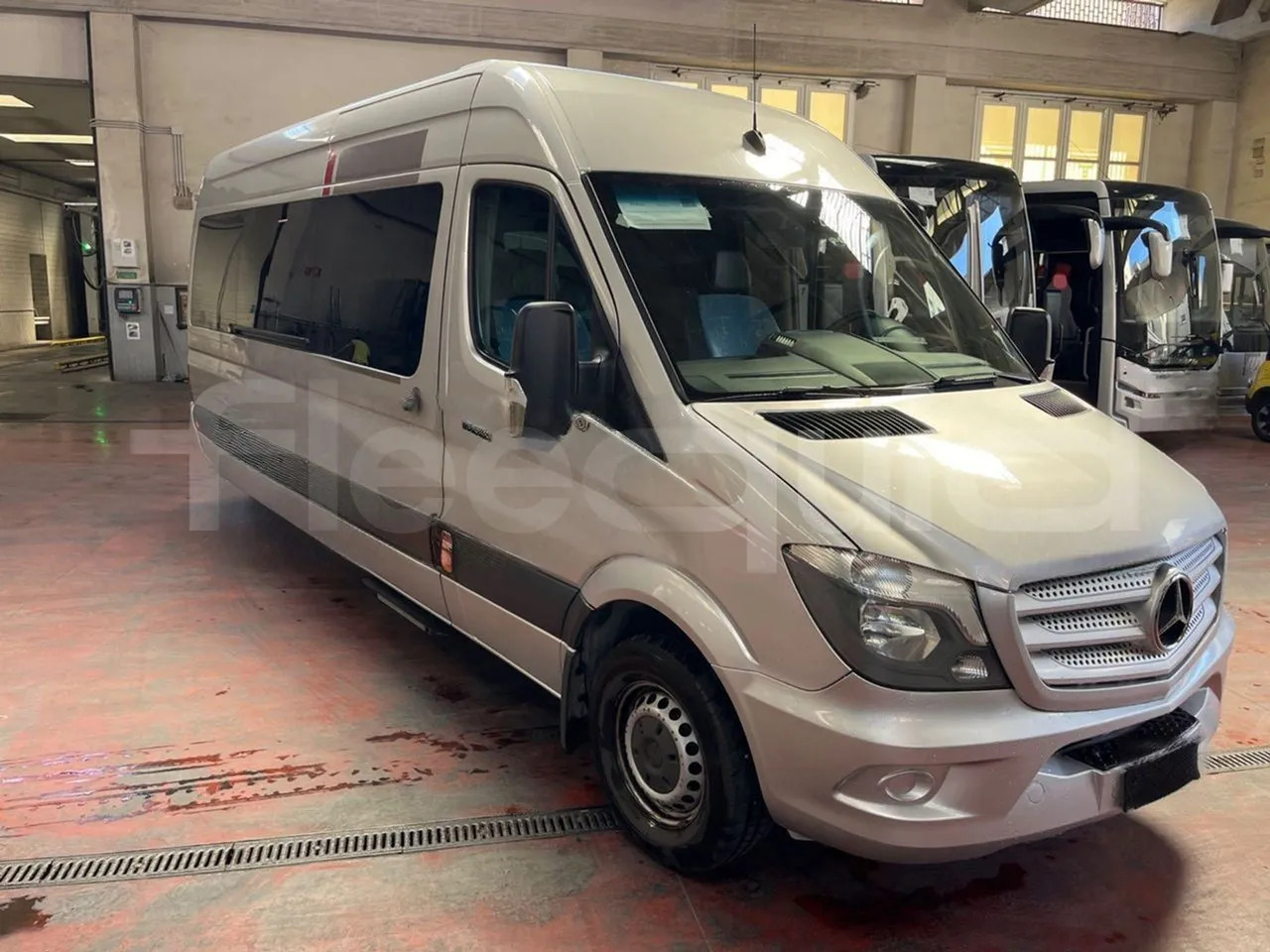 Mercedes-Benz Sprinter - Minibús, Furgoneta de pasajeros: foto 1 Mercedes-Benz Sprinter - Minibús, Furgoneta de pasajeros: foto 1