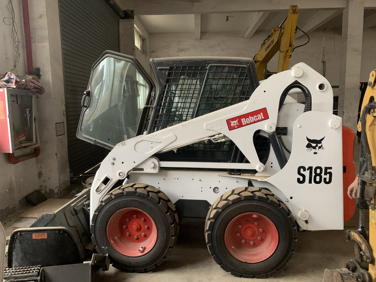 BOBCAT S185 - Minicargadora: foto 2 BOBCAT S185 - Minicargadora: foto 2