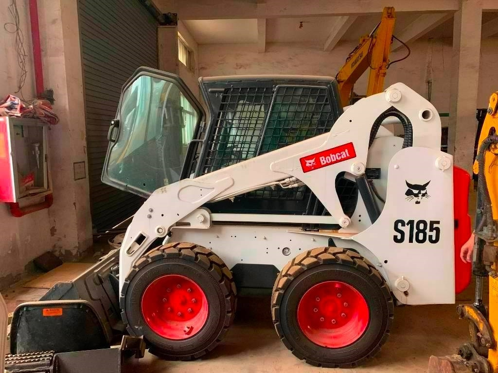 Bobcat S 185 - Minicargadora: foto 1 Bobcat S 185 - Minicargadora: foto 1