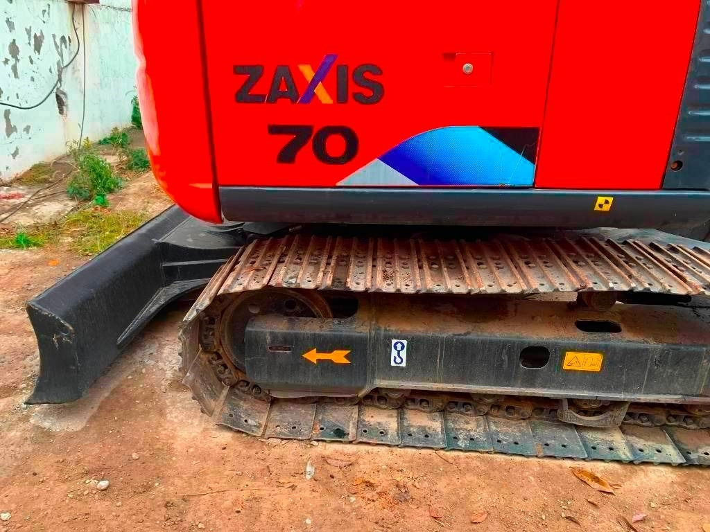 Hitachi Zaxis 70 - Excavadora de cadenas: foto 2 Hitachi Zaxis 70 - Excavadora de cadenas: foto 2