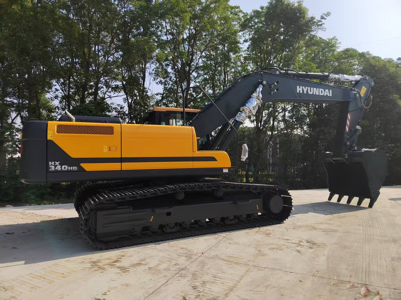 Hyundai HX340 HD - Excavadora: foto 1 Hyundai HX340 HD - Excavadora: foto 1